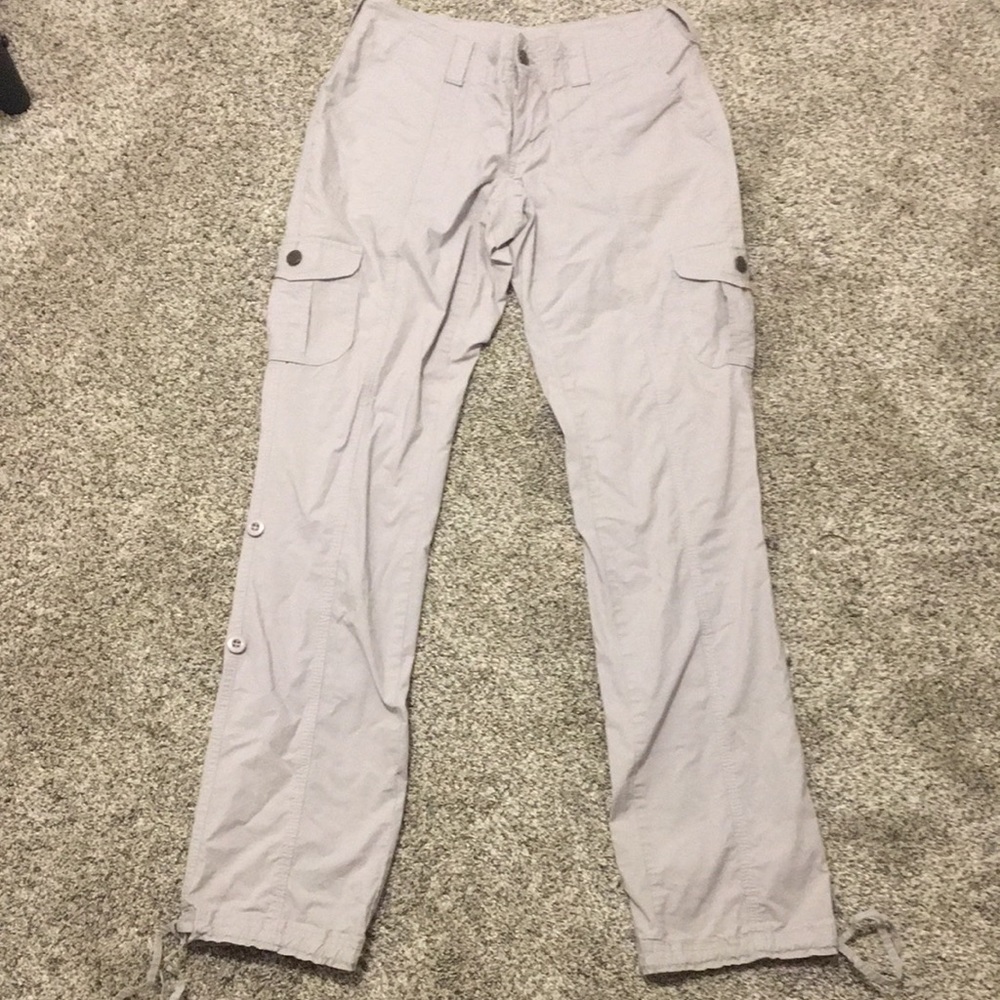 Cargos low-rise